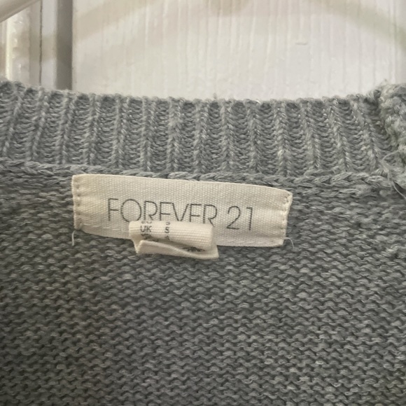 forever 21 sweater - Picture 3 of 3
